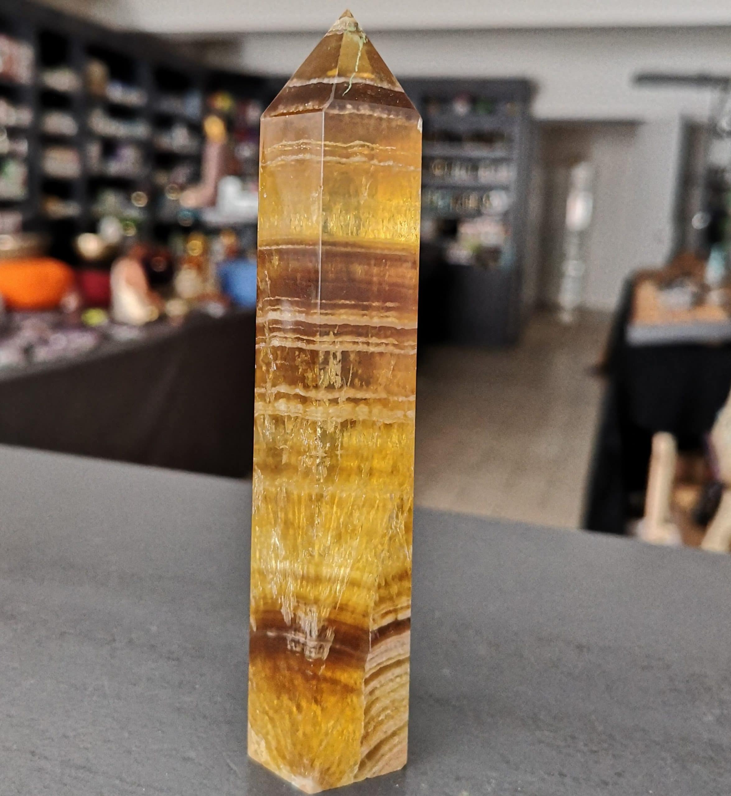 Fluorite Jaune Pierre Pointe 12cm