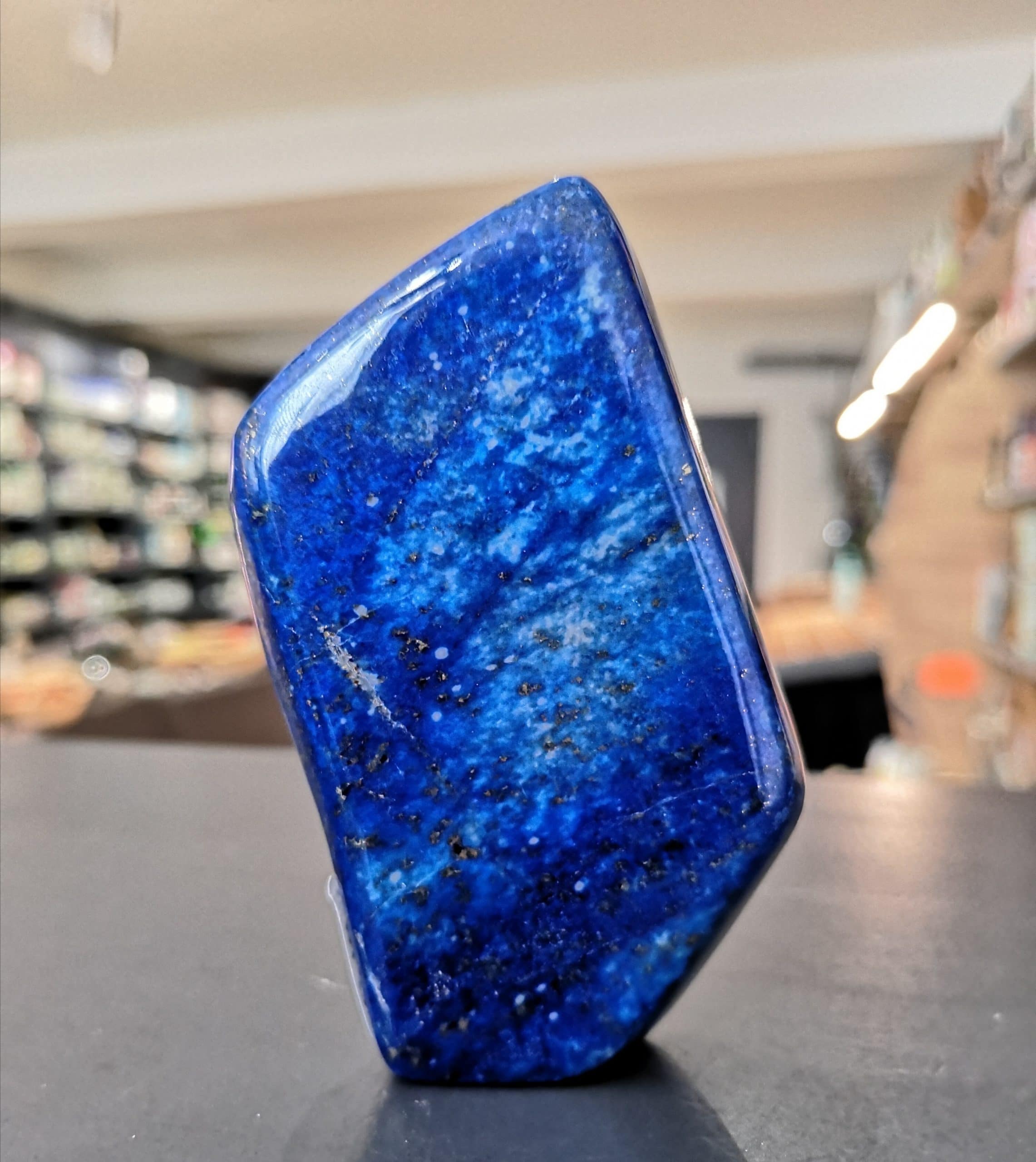 Lapis Lazuli - Forme libre 180gr ref 4242 – Image 2