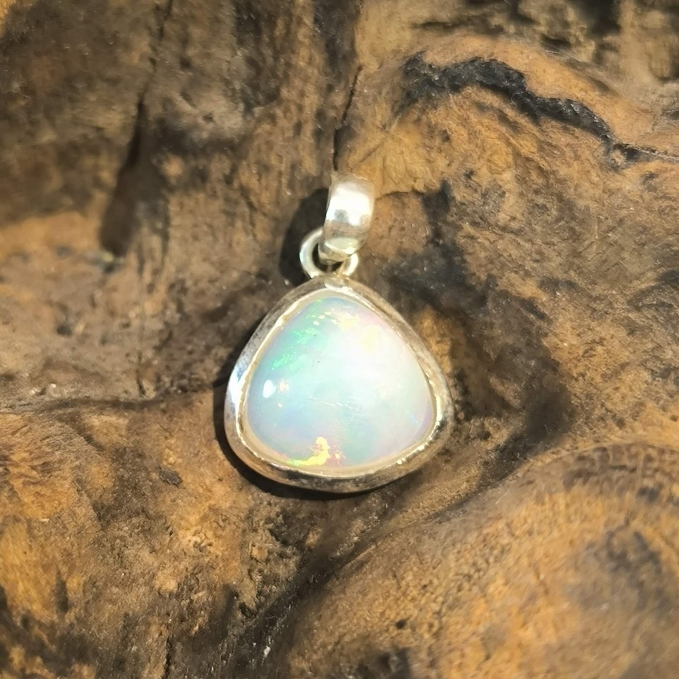 Pendentif Opale d'Australie Monture Argent 925